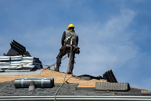 Professional Roofing technician working in Easton, KS